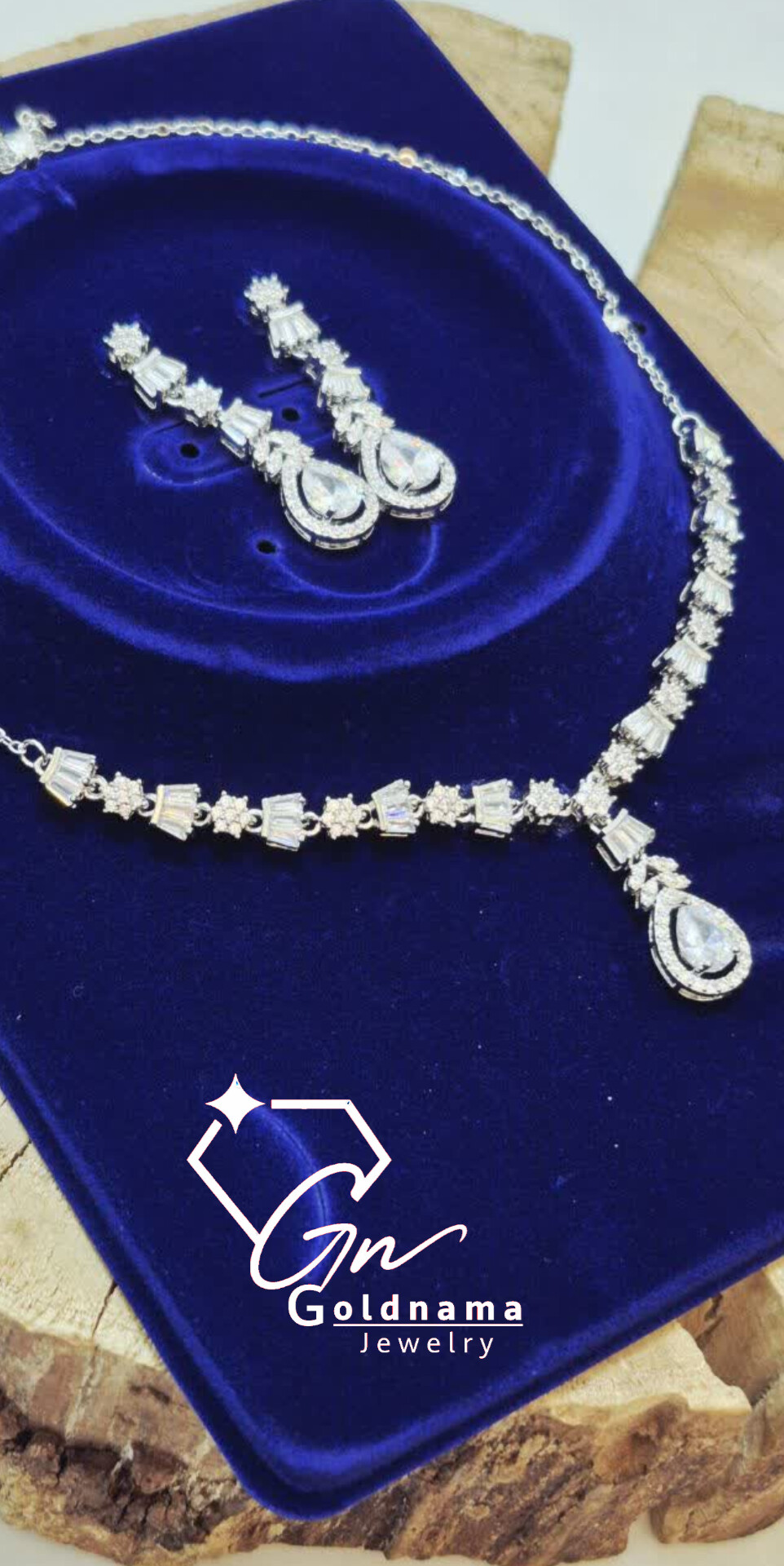 نیمست جواهری رادیوم مجلسی زنانه نگین دار نقره ای مشابه طلا