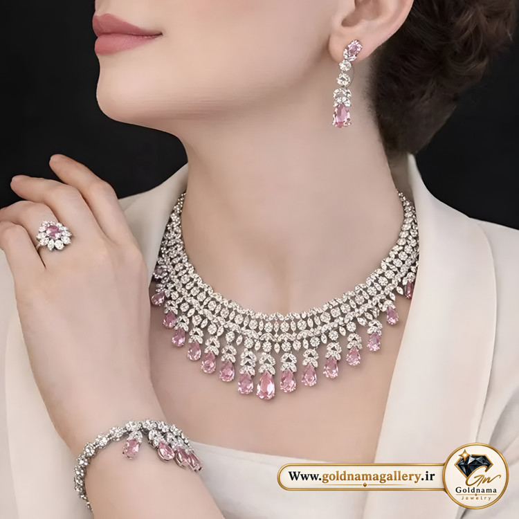 سرویس جواهری نگین صورتی زنانه آبکاری رادیوم مجلسی